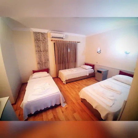 Rising Sun Hotel